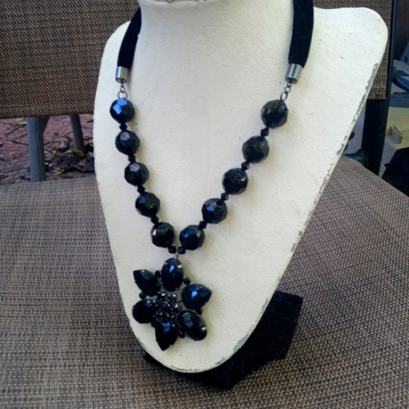 Bisou Bisou Jewelry - 🖤 Style Necklace🌚 Choker 🖤Velvet